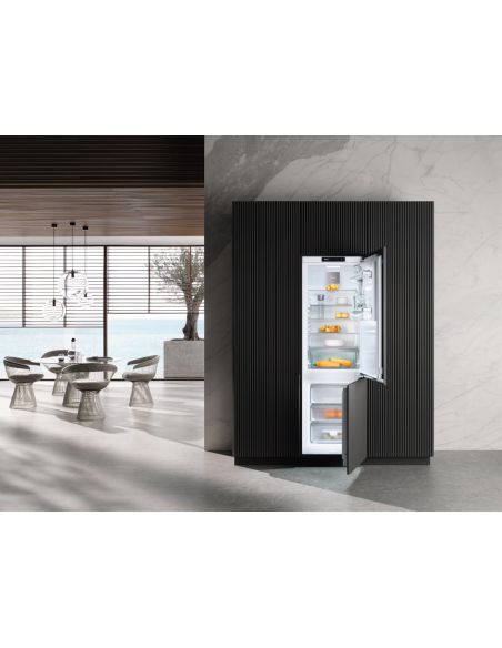 KFN 7734 B Ugradbeni hladnjak sa zamrzivačem